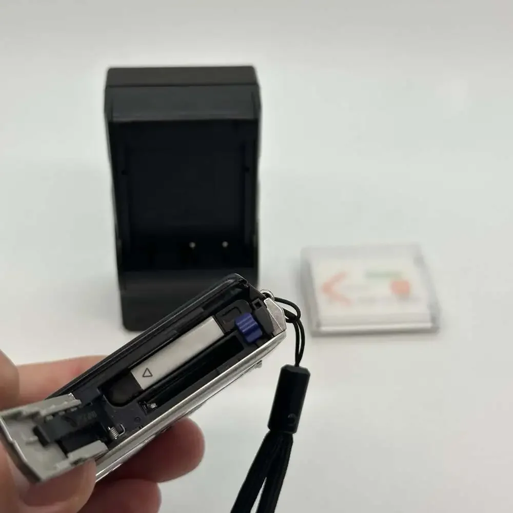 Sony Cyber-Shot DSC-W310 Digital Camera 12.1MP 4X Optical Zoom Lens Cover Sticks